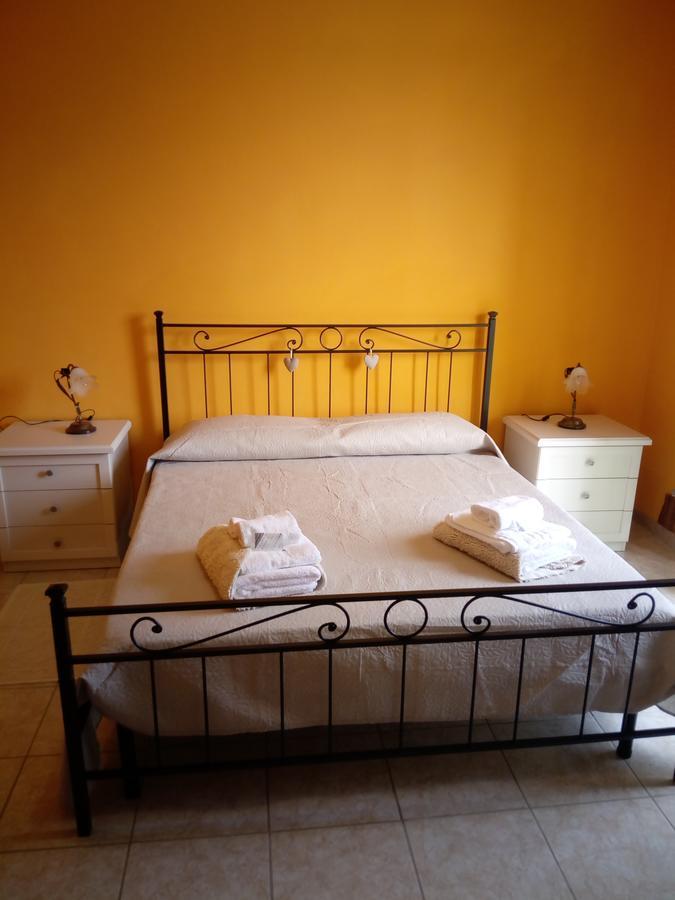 B&B Vista Fiume Боза Екстериор снимка